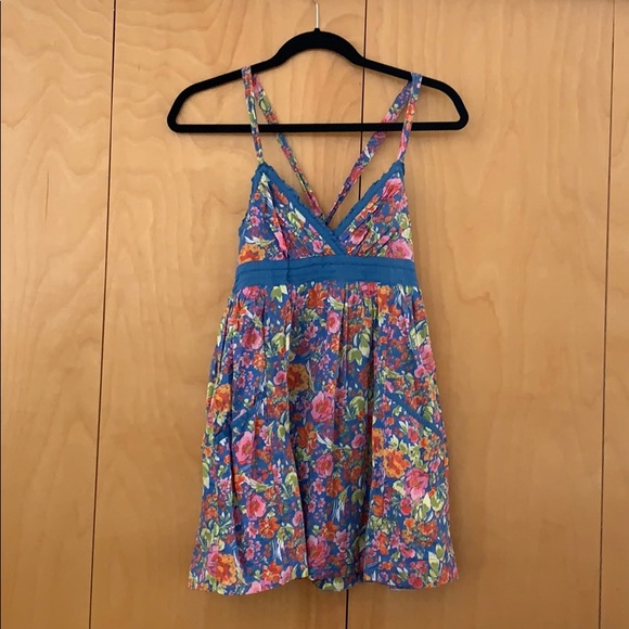Abercrombie & Fitch Dresses & Skirts - NWOT Abercrombie floral dress